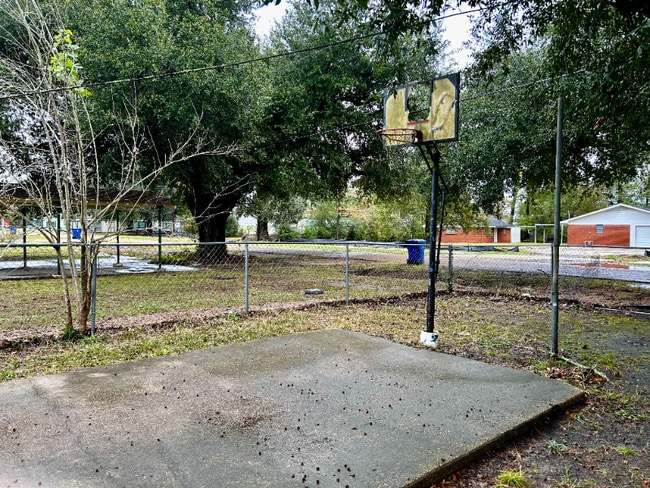 Photo - 107 N 4th St