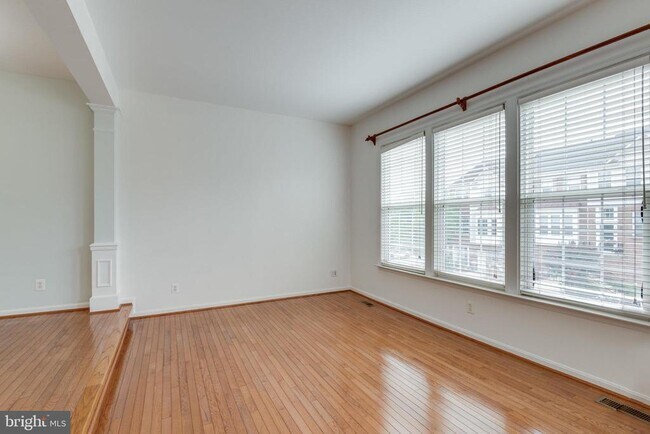 43794 Virginia Manor Terrace