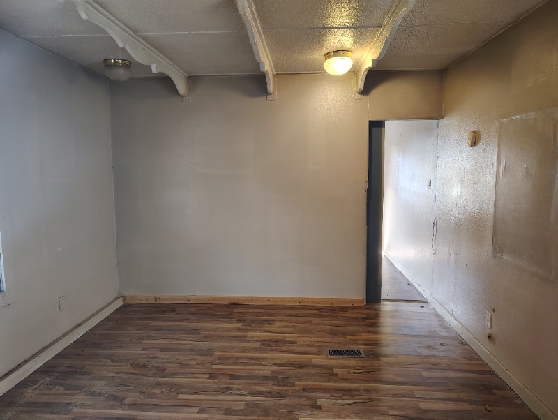 Photo - 1005 Oak St