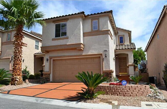 Building Photo - Hillcrest Beauty! Rental