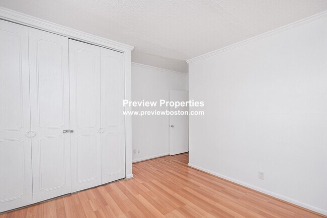 Photo - 248 Kelton St Unidad 3