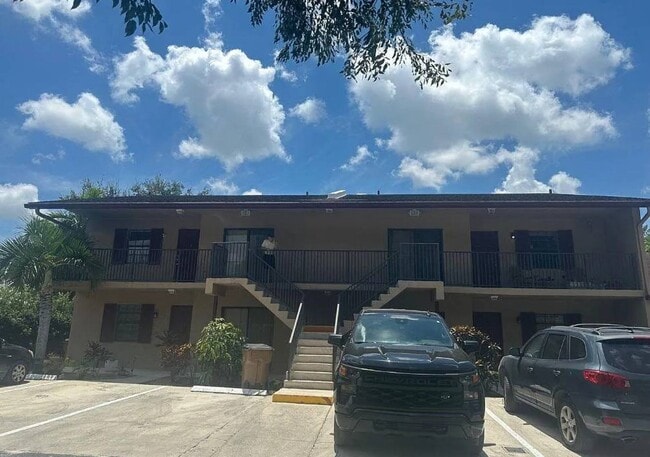 Building Photo - 1520 NW 45th St Rental