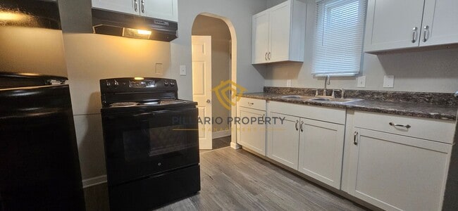 Photo - 3527 N Chester Ave