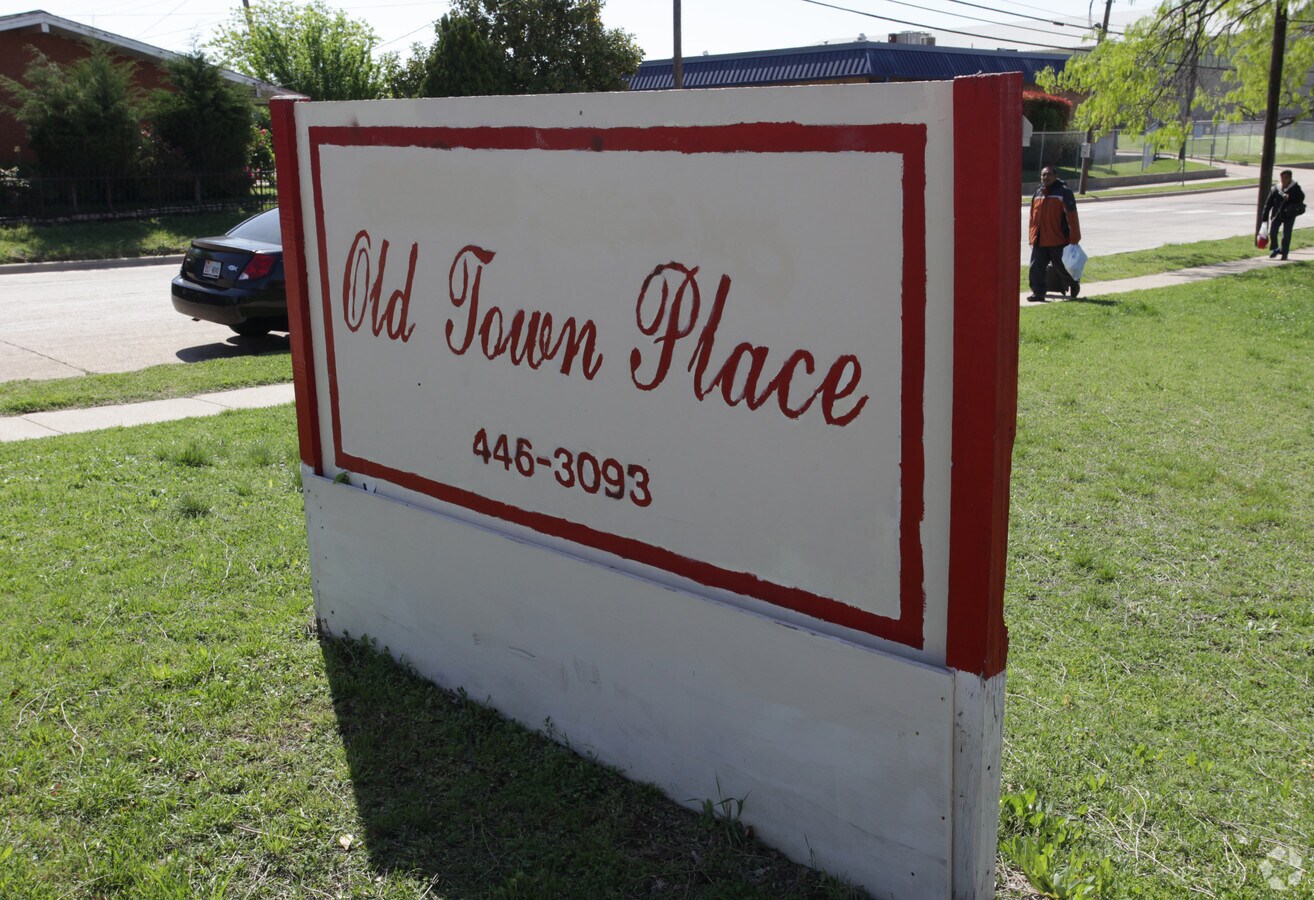 Old Town Place - Old Town Place