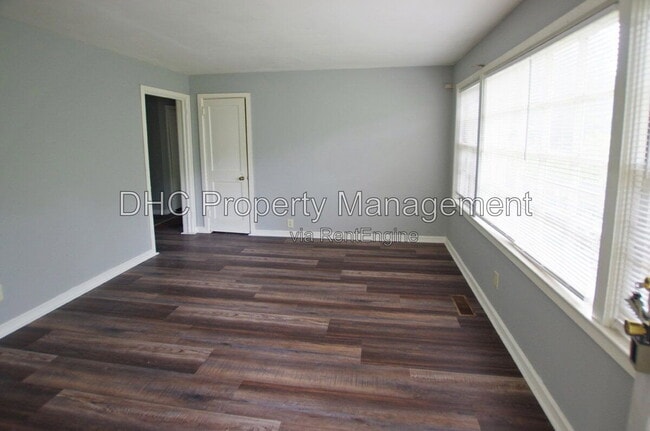 Photo - 1761 Tiger Flowers Dr NW