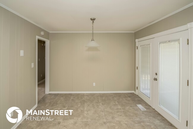 Photo - 5712 Oakhill Dr