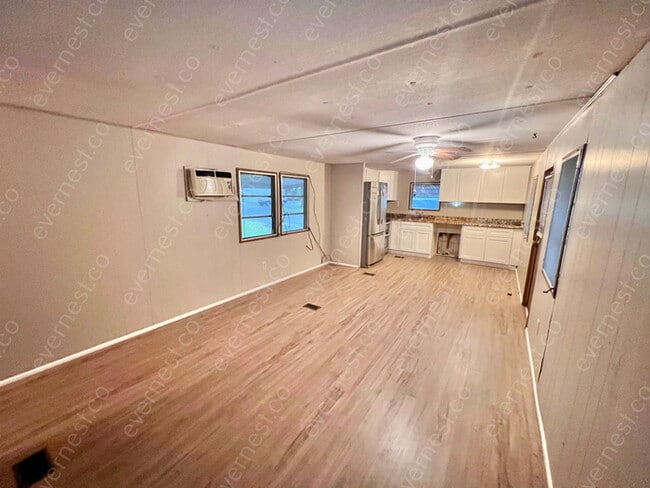 Photo - 820 Paradise Blvd