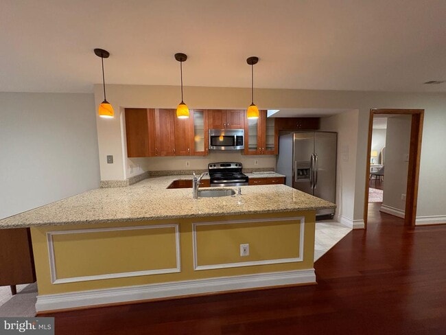 Building Photo - 38 Cherry Hill Dr