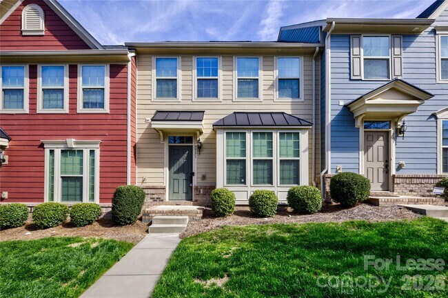 Photo - 1731 Evergreen Dr