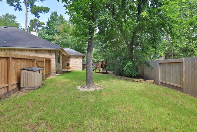 7 N Regan Mead Cir