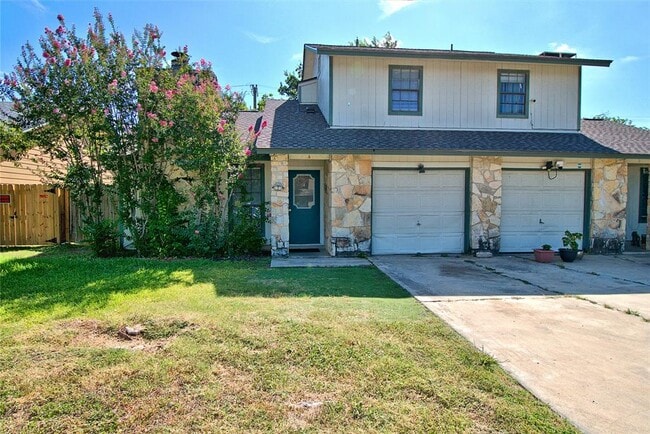 Building Photo - 1707 Onion Creek Village Dr