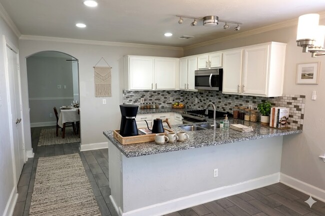 Building Photo - 19119 Yellow Thrush Dr