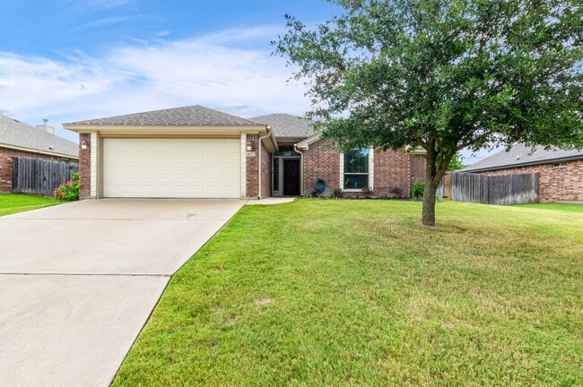 Building Photo - 1617 Shadow Canyon Dr Rental