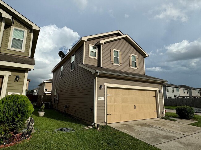 Photo - 19022 Bee Line Ct