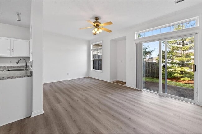 Photo - 7042 Tyler Ln