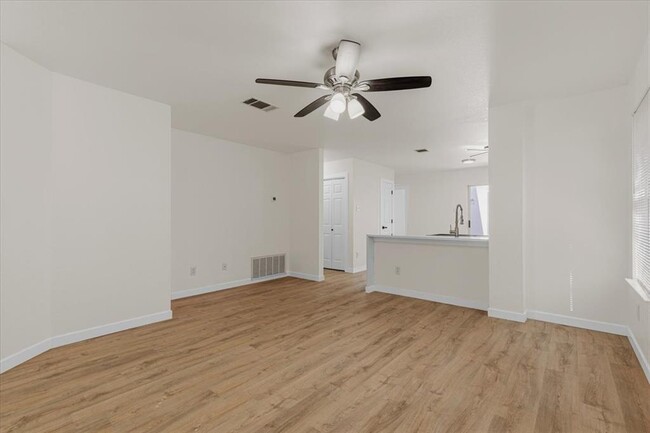 Photo - 1007 Port Daniel Dr