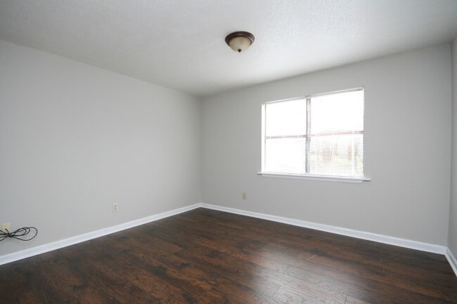 116 Michael Ave