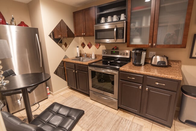 Photo - 511 Paul St Unit B