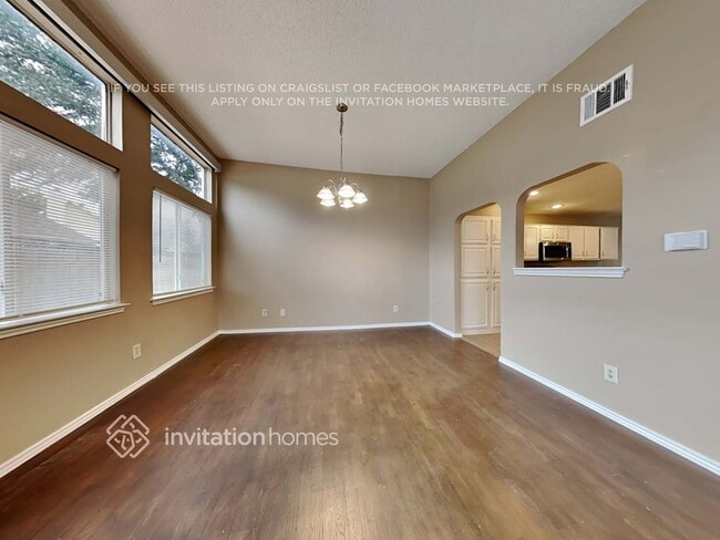 Photo - 3823 Branch Hollow Cir