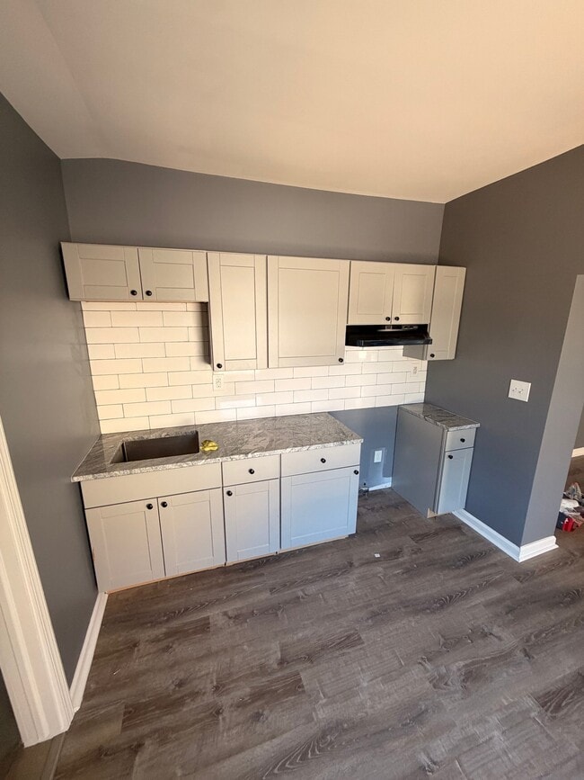 Building Photo - 721 S Seventh St Unit 1