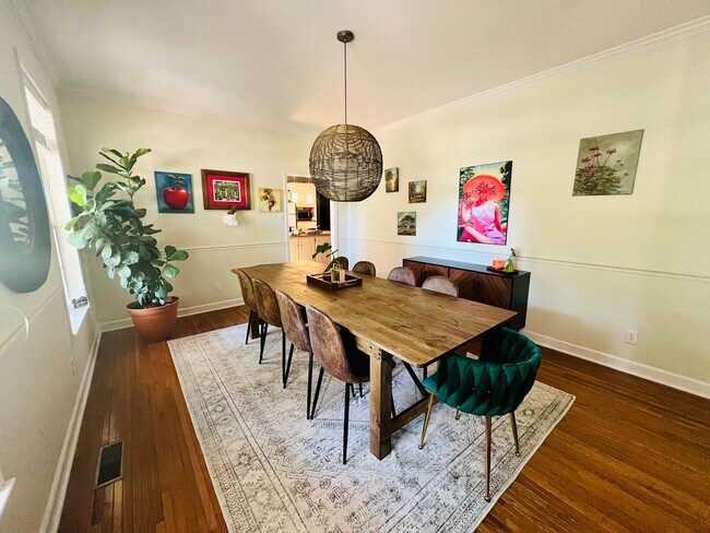 Photo - 401 Foxwood Dr