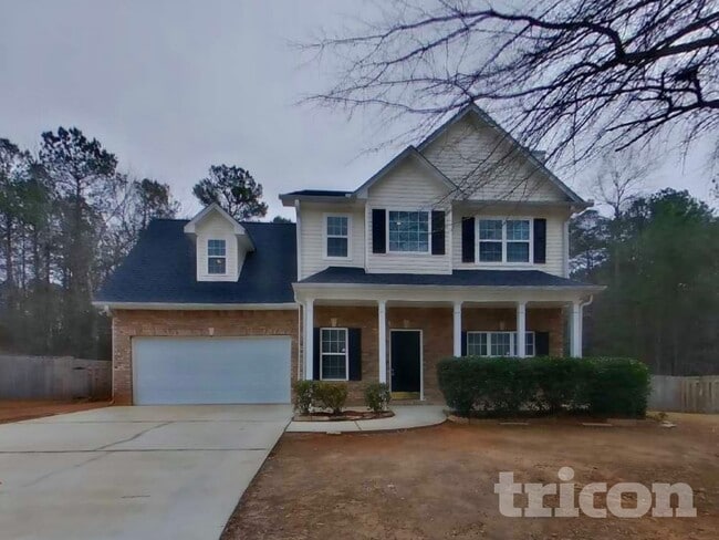 Photo - 427 Sapphire Bend