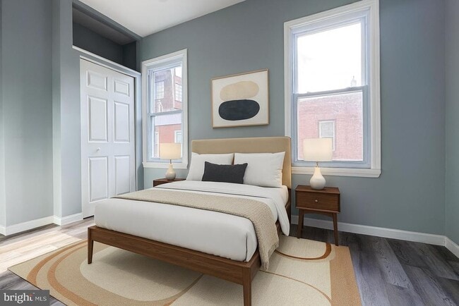 Building Photo - 163 W Palmer St