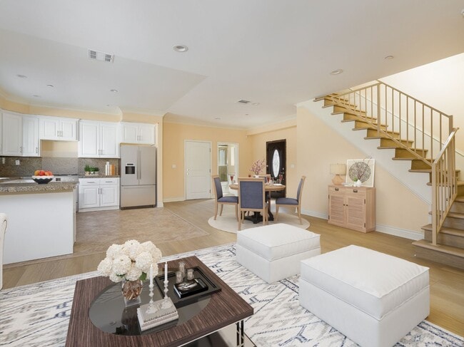 Photo - 4952 W 112th St