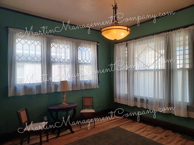 Photo - 1208 S Massachusetts