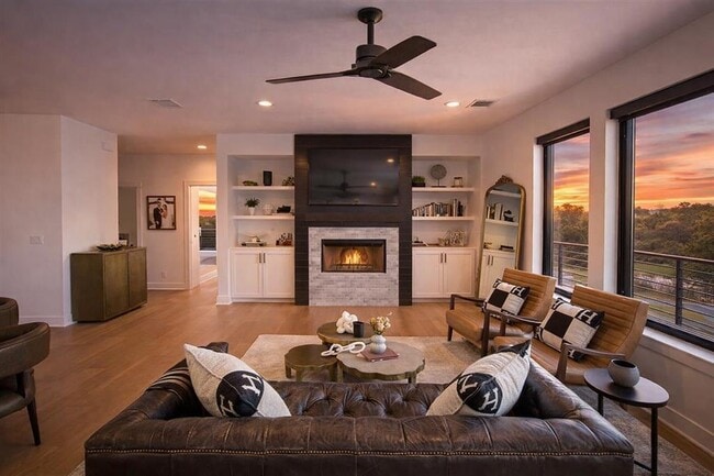 Photo - 8501 Bronco Ln