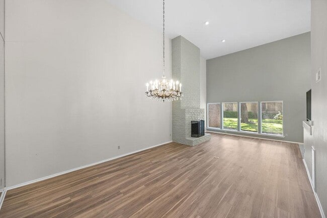 Photo - 8102 East Ct