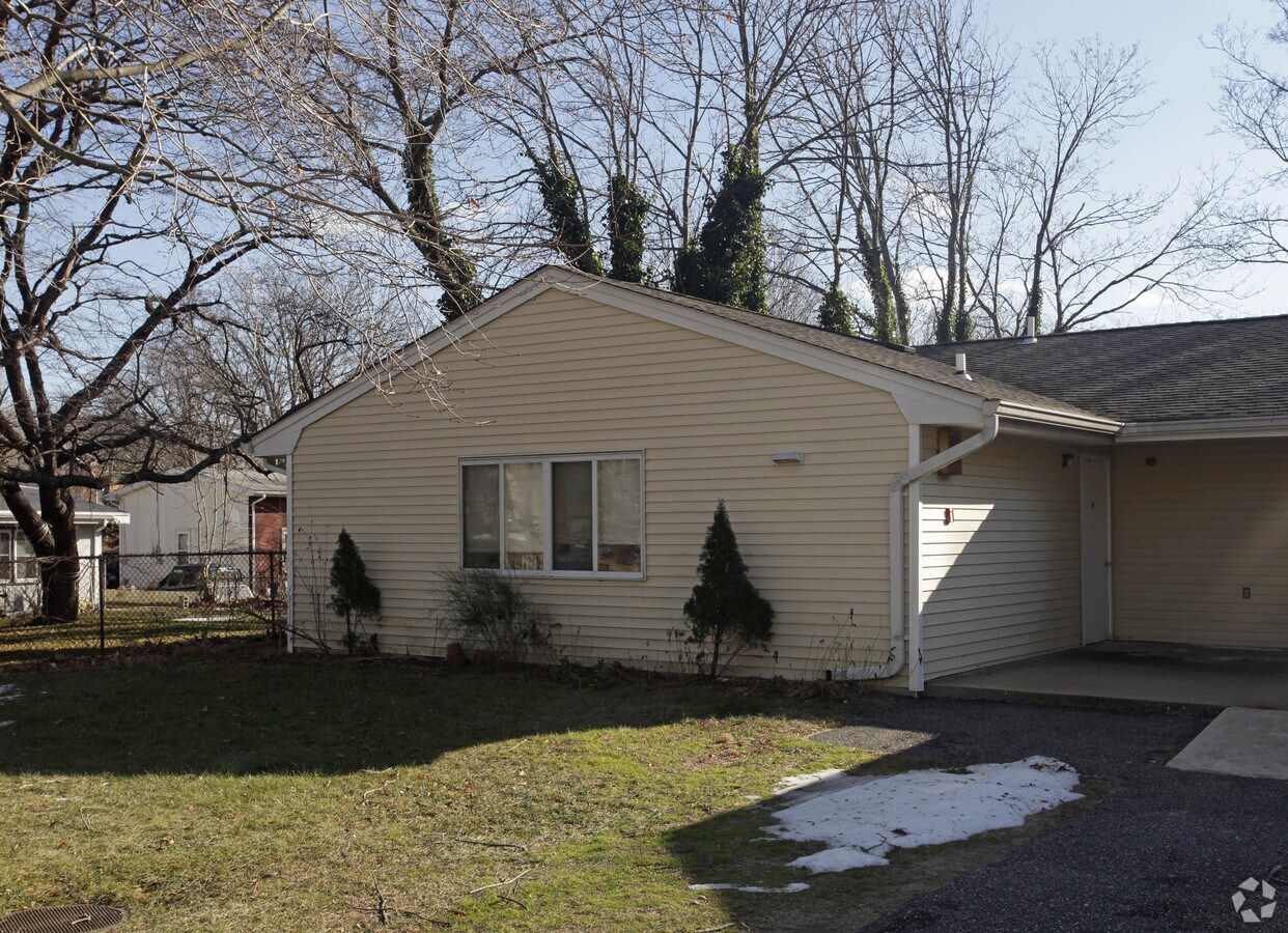 Photo - 14-17 North St