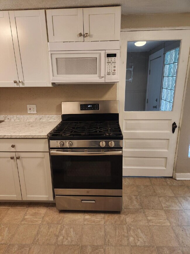 Photo - Charming 1-Bed 1-Bath Wheatridge Duplex with Private Fenced Yard & Garage - Available Now!