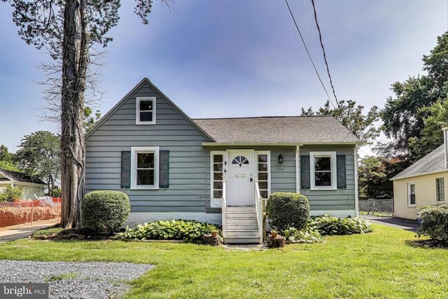 Building Photo - 5516 Greentree Rd Rental