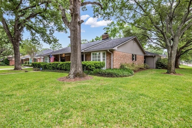 Photo - 10051 Meadow Lake Ln
