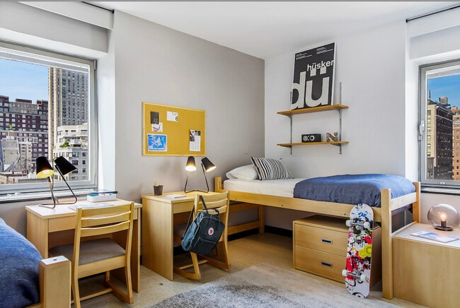 1395 Lexington Ave