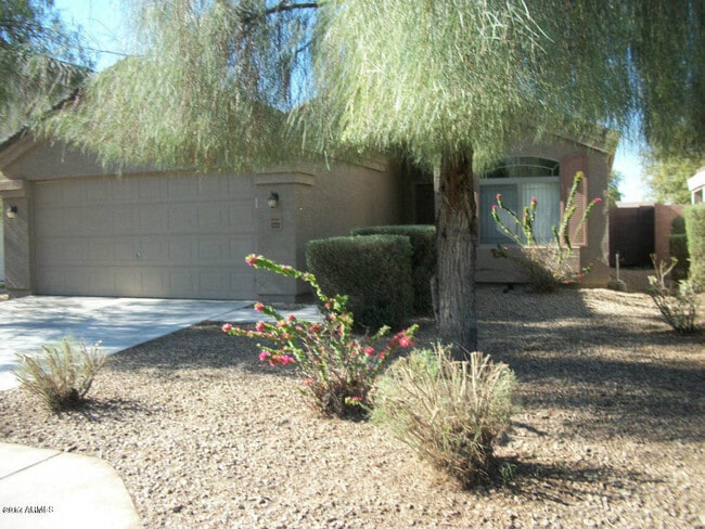 Building Photo - 3222 S Justin Dr Rental