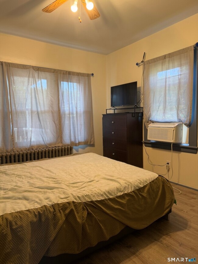 Photo - 212 Maple Hill Ave