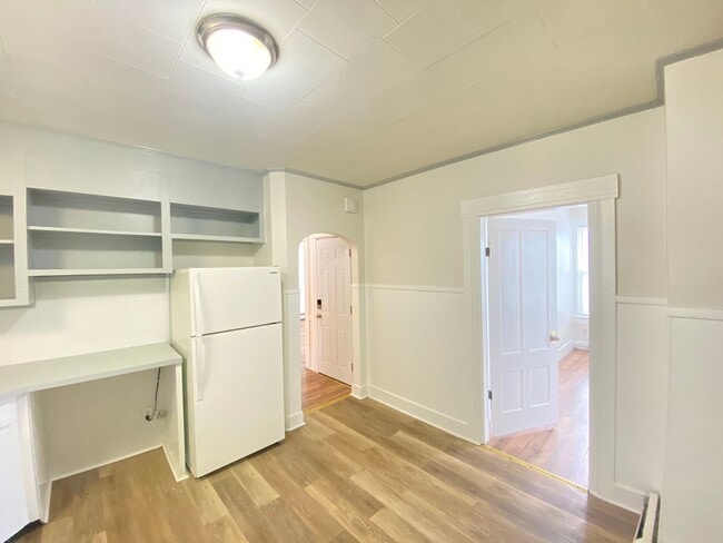 Photo - 43 Ashland St Unit 2