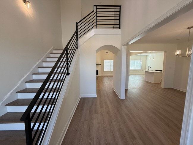 Photo - 7452 Newbury Dr