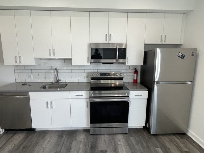 Building Photo - 2215 Minnesota Ave SE