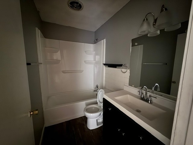 Photo - 2634 Oakview Dr