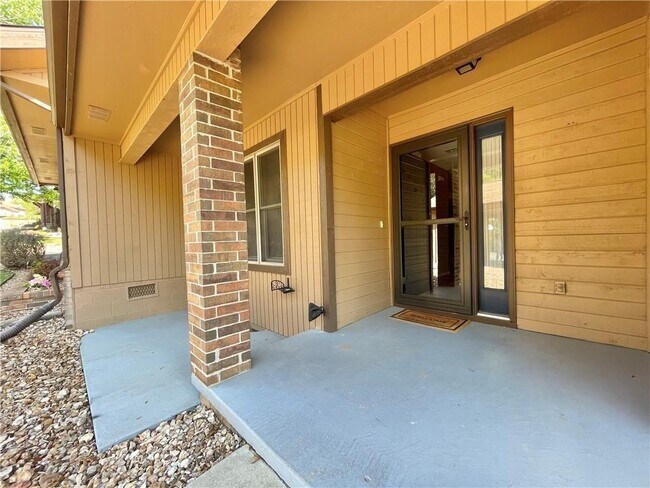 Photo - 12 Walter Dr