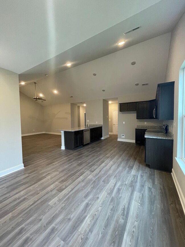 Photo - 2-Bedroom Townhome in Lenoir City