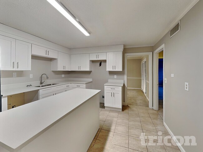 Photo - 2855 Dellinger Dr