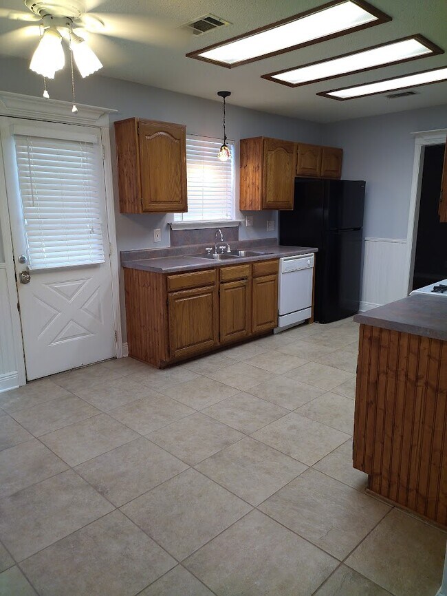 400 Goldenwood St Rental House Rental in Mandeville, LA