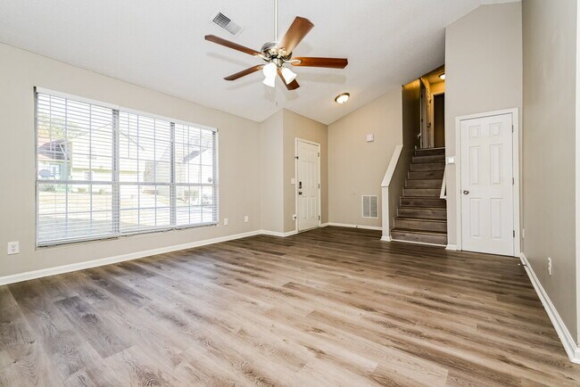 Photo - 2575 Stardust Trail