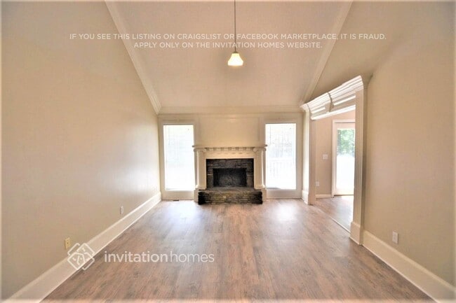 Photo - 1885 Chadwick Dr