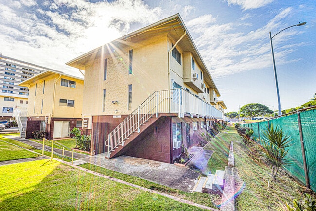 Building Photo - 851 Ala Lilikoi St Rental