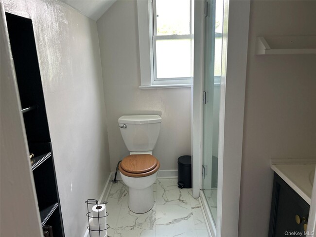 Photo - 5-5 Millerton Green Cir
